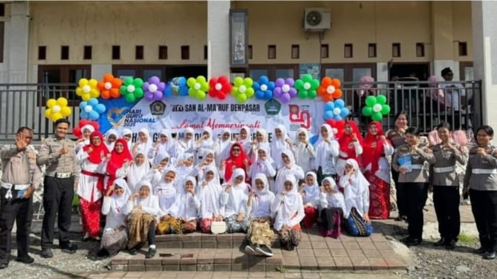 Polda Bali Edukasi Pelajar Al-Ma’ruf Denpasar Jelang Operasi Zebra Agung 2025