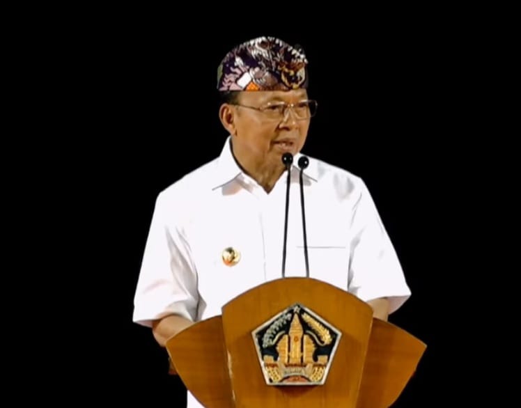 Gubernur Koster Ungkap Salah Satu Rahasia Dirinya Tetap Sehat dan Bugar: Minum Arak!