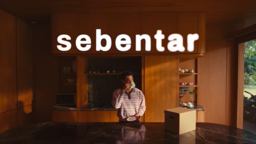 Lirik Lagu Sebentar - Afgan Lyrics