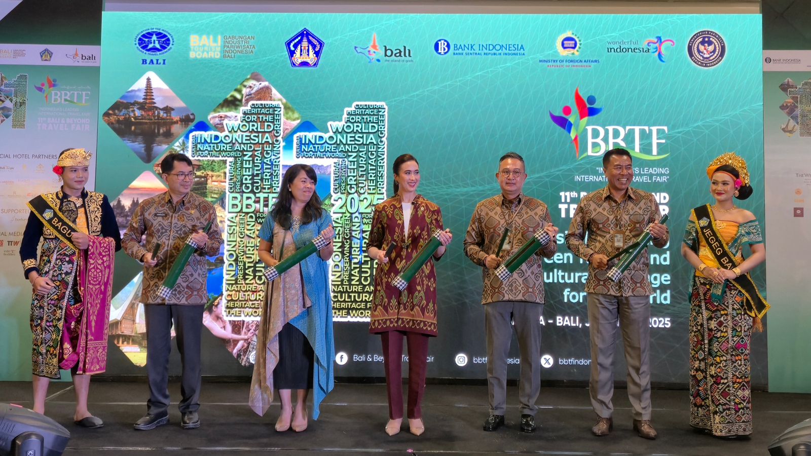 Buka Acara Bali & Beyond Travel Fair (BBTF) 2025 Menpar Widiyanti Putri Targetkan 60 Juta Wisatawan