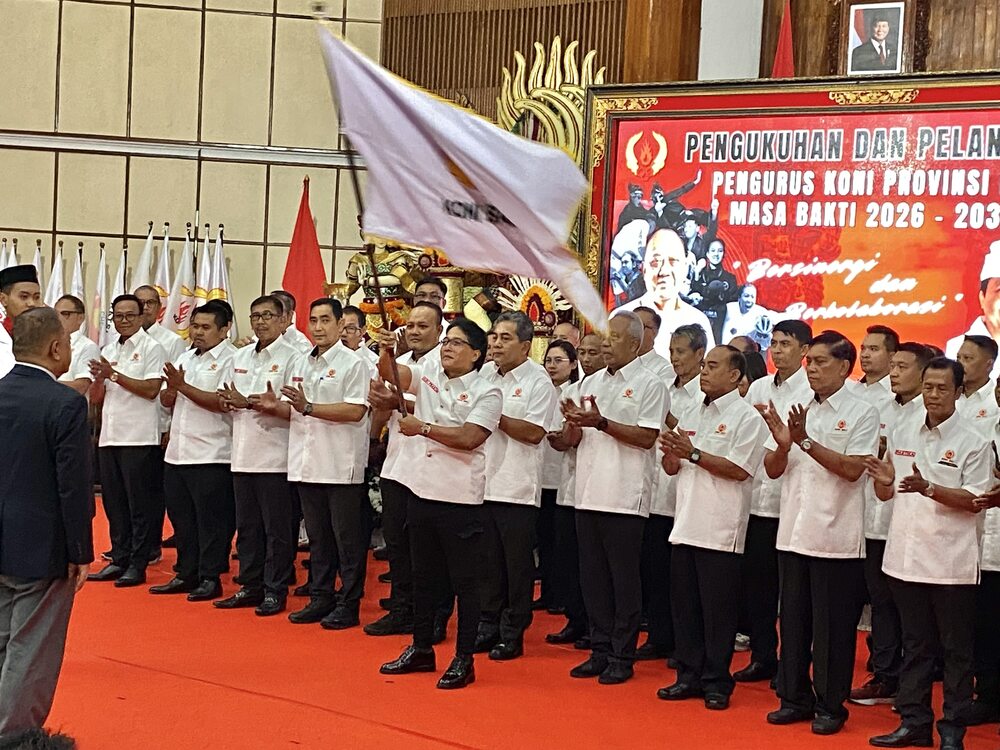 Dilantik Pimpin KONI Bali, Giri Prasta Fokus Benahi GOR Ngurah Rai