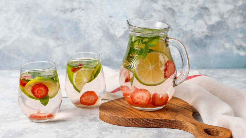 6 Macam Infused Water dan Khasiatnya, Segar dan Bikin Tubuh Lebih Sehat