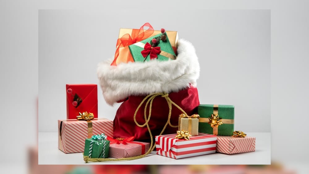 Bingung Pilih Kado? Ini  Dia Rekomendasi Hadiah Natal yang Praktis dan Bermakna