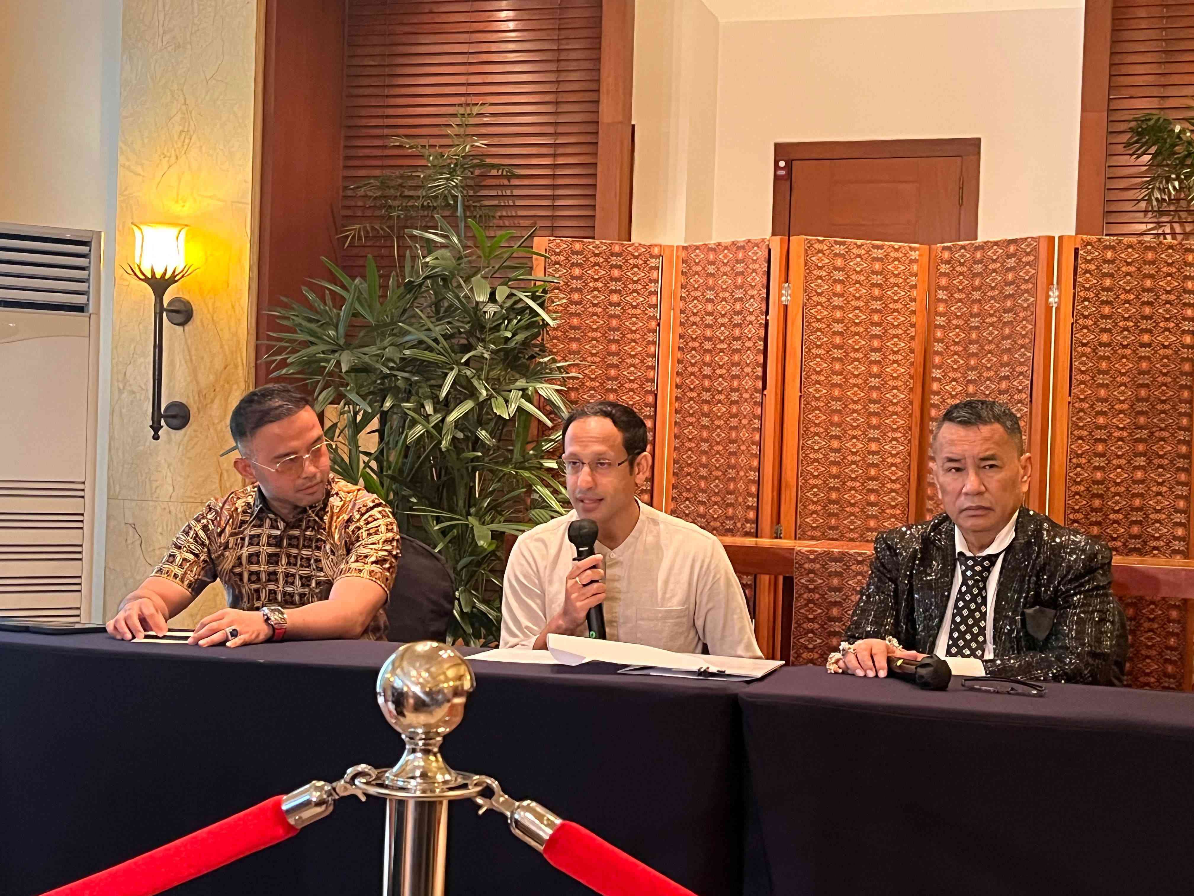 Hotman Paris Bantah Nadiem Makarim Jadi DPO Kejagung, Nyatakan Siap Jika Diperiksa Kasus Korupsi Chromebook