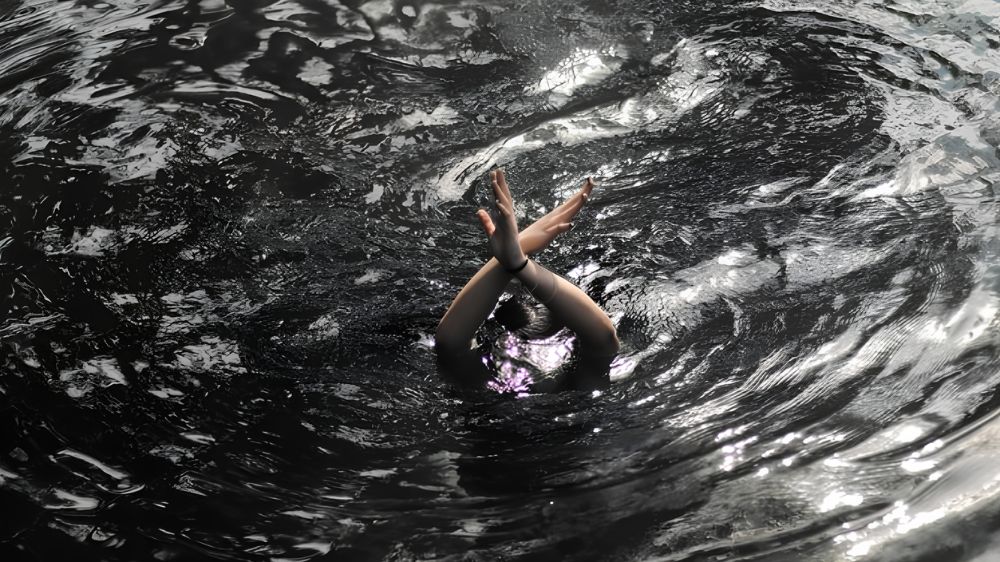 Tiga Pekerja Proyek di Jembrana Terseret Arus Sungai, Satu Tewas dan Satu Masih Hilang