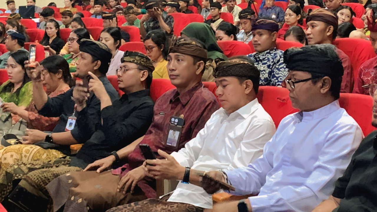 Pemkab Buleleng Perkuat Digitalisasi Bantuan Sosial Lewat Bimtek Perlinsos