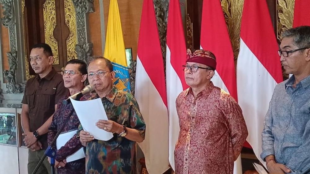 Polemik Lift Kaca Pantai Kelingking Nusa Penida, Koster Keluarkan Instruksi untuk Lakukan Pembongkaran