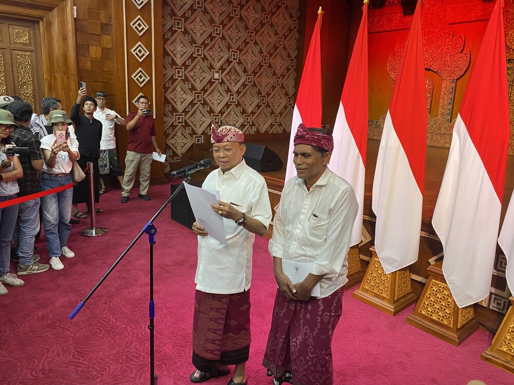 Gubernur Koster Terbitkan Ingub Bali Nomor 6/2026, ASN Dilarang ‘Cari Cuan’ dari Jabatan