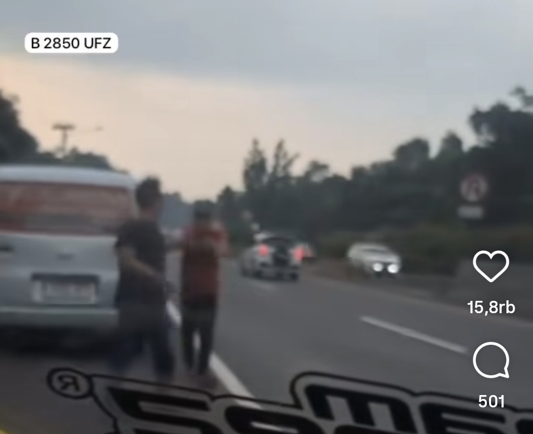 Viral! Pengendara Mobil Acungkan Pistol di Tol Cipularang, Ahmad Sahroni Desak Polisi Segera Bertindak