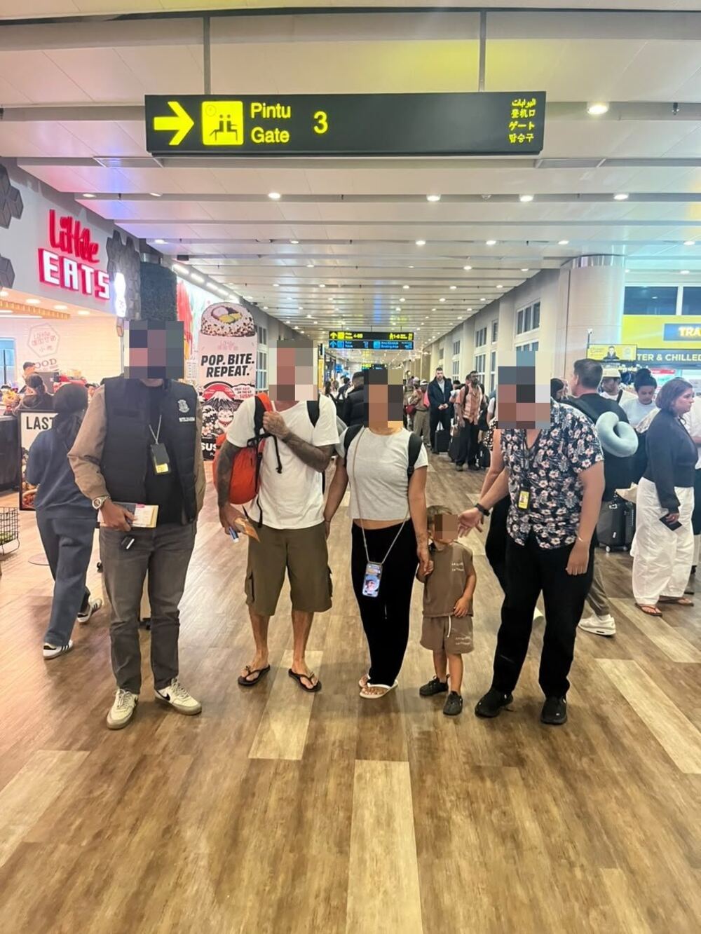 Imigrasi Ngurah Rai Deportasi 10 WNA, Termasuk 2 Mantan Narapidana