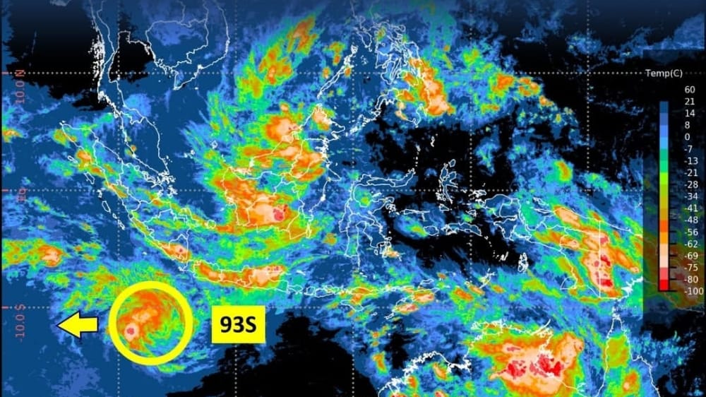 BMKG Pantau Bibit Siklon 93S, Gelombang Tinggi Berpotensi Terjadi di Bali–NTB