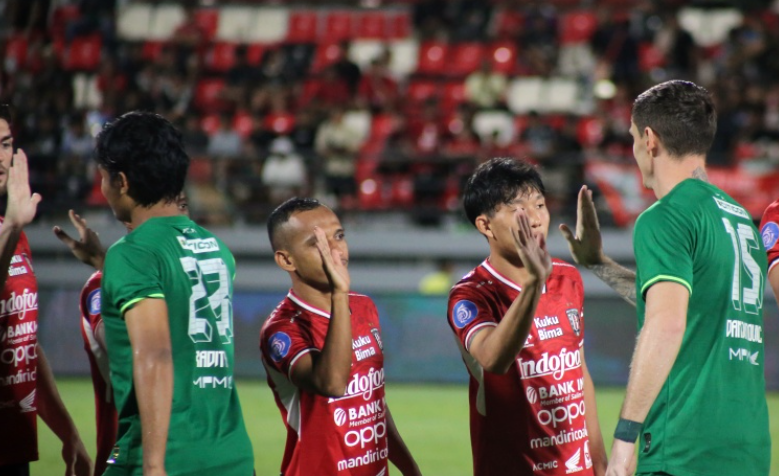 Anti Ribet! Ini Link Live Streaming Persebaya vs Bali United di Liga 1 2024/25