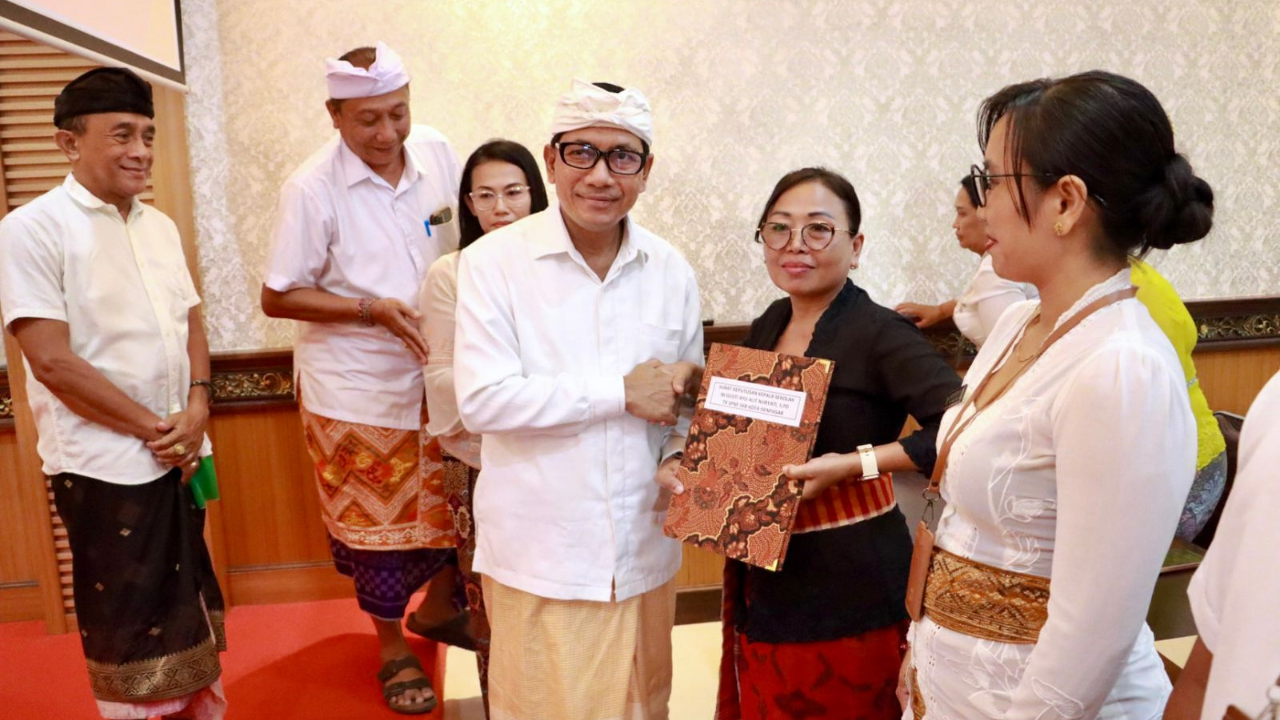 41 Kepala Sekolah di Denpasar Resmi Terima SK Pengangkatan