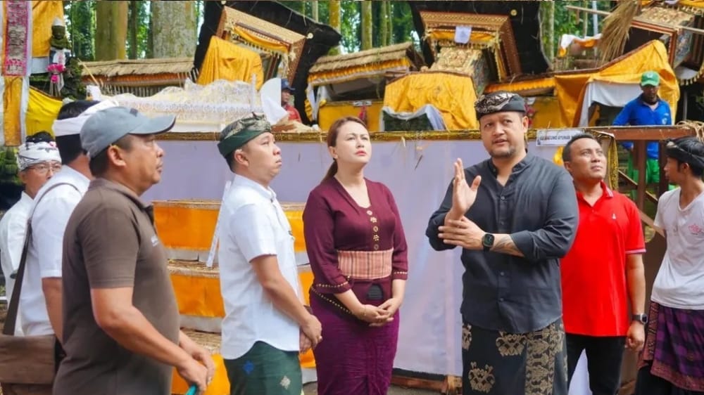 Tragedi Pohon Tumbang di Sangeh, Gus Bota Turun Tangan Awasi Proses Penanganan