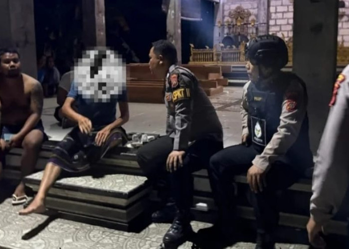 Bawa Guci dari Area Kuburan, Warga Amankan WN Prancis di Nusa Penida