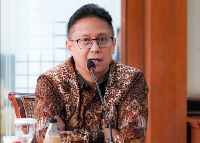Menkes Budi Gunadi Bakal Kerahkan Dinas Kesehatan Hingga Puskesmas Bantu Program MBG