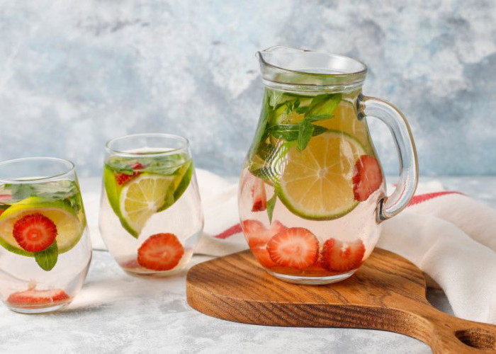 6 Macam Infused Water dan Khasiatnya, Segar dan Bikin Tubuh Lebih Sehat