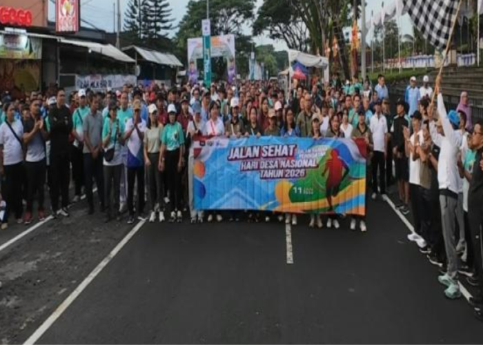 Bupati Karangasem Ikut Aksi Jalan Santai Dalam Rangkaian Peringatan Hari Desa Nasional 2026