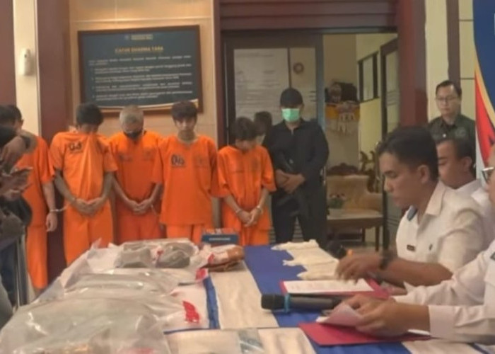 Pegawai Laundry di Bali Nyambi Jadi Kurir Ganja, Ditangkap BNNP di Kos Tuban