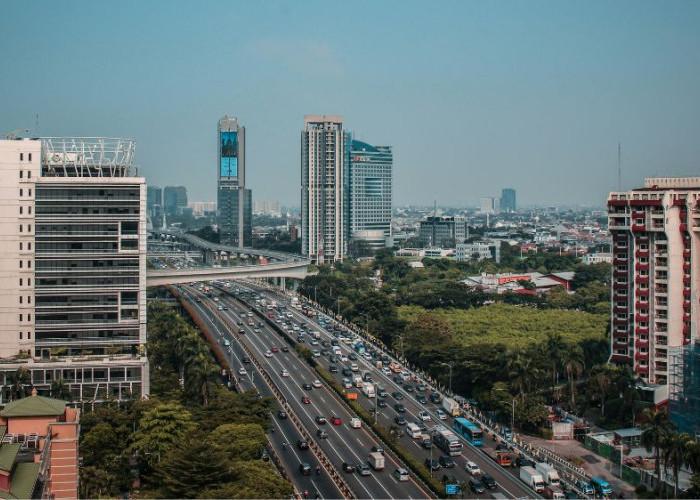 Kendaraan Tinggalkan Jabodetabek Melonjak Jelang Libur Natal dan Tahun Baru