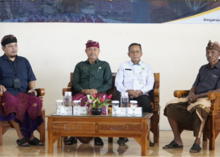 Mahasiswa Undiksha Gelar PPK Ormawa di Desa Tigawasa, Usung Literasi Humanis untuk Pemberdayaan Warga