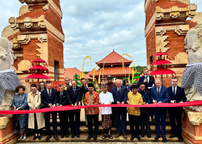 Gubernur Koster Sebut Pembangunan Taman Budaya Bali Indah di Polandia Libatkan 100 Pekerja dan Arsitek Lokal