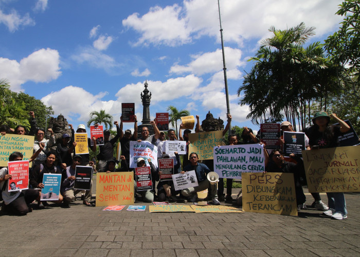 Aksi Solidaritas untuk Tempo, Jurnalis Bali Aksi di Car Free day