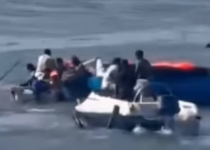 Fast Boat di Sanur Bali Terbalik, 2 Penumpang Tewas