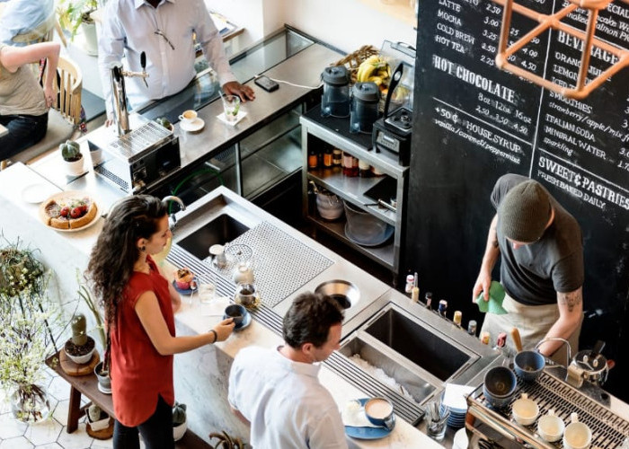 7 Rekomendasi Cafe di Bali, Cocok Untuk Nongkrong Sambil Ngopi Santai 