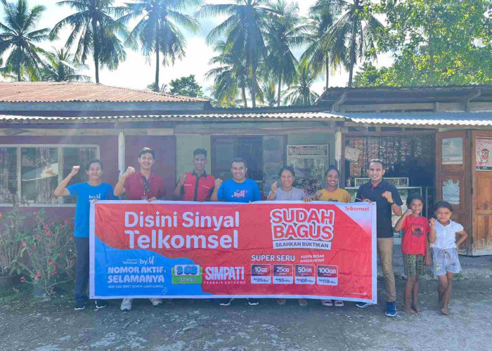 Tak Perlu ke Bukit Lagi, Warga Desa Enoraen Kini Bisa Nikmati Jaringan Telkomsel Langsung dari Rumah