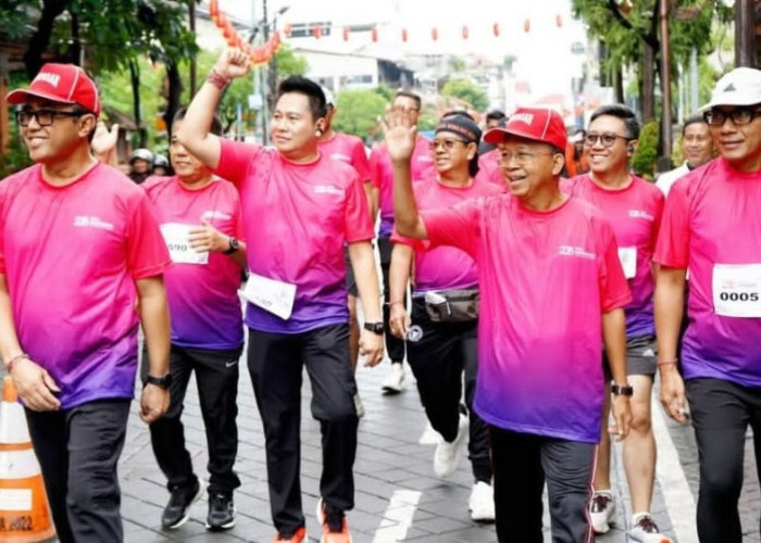 Start dari Patung Catur Muka, Koster Sapa Peserta 6K Denpasar Fun Run 2026