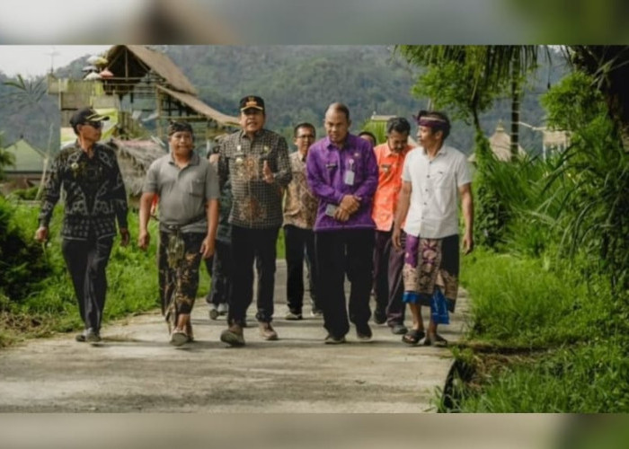 Jalan Produksi Subak Selat Diresmikan, Petani Kini Lebih Mudah Angkut Hasil Panen