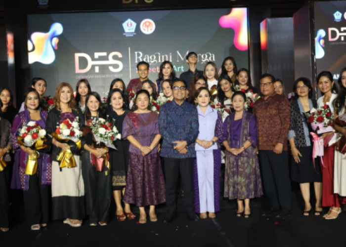 Denpasar Fashion Street 2025 Resmi Dibuka, Libatkan Mahasiswa Hingga Anak Sekolah Ciptakan Karya Baju