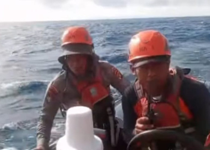 Diduga Jatuh dari Jukung, Pria di Karangasem Hilang: Tim SAR Turun Tangan