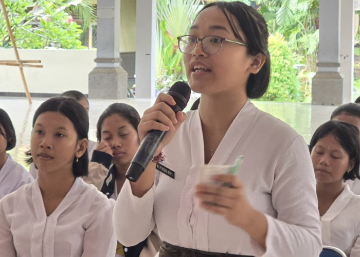 Kesbangpol Buleleng Gelar Sosialisasi Wawasan Kebangsaan dan Bahaya Narkoba di SMA Negeri Bali Mandara