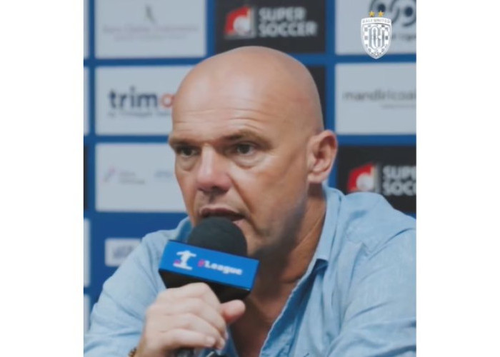 Pelatih Bali United Buka Realita Rekrutmen Pemain di Indonesia, Minta Striker Datangnya Video Youtube