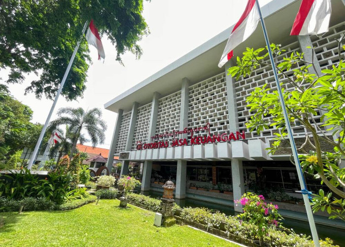 OJK Atur Tenaga Kerja Asing di Perbankan, Wajib Transfer Ilmu Pengetahuan