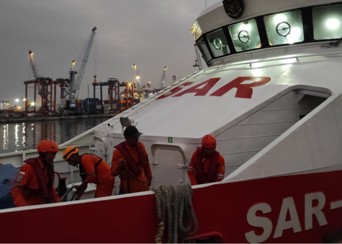 KMP Tunu Pratama Jaya Tenggelam di Selat Bali, ASDP Fokus Evakuasi dan Penyelamatan Korban