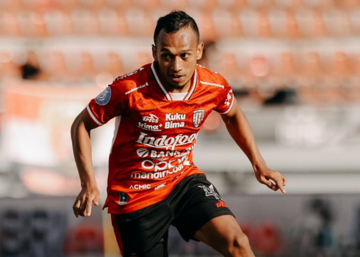 Harapan Bonek Mania Musnah, Irfan Jaya Perpanjang Kontrak Bersama Bali United hingga 2027!