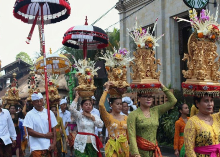 Makna Hari Raya Kuningan, Simbol Perpisahan dan Penyempurnaan Rangkaian Galungan