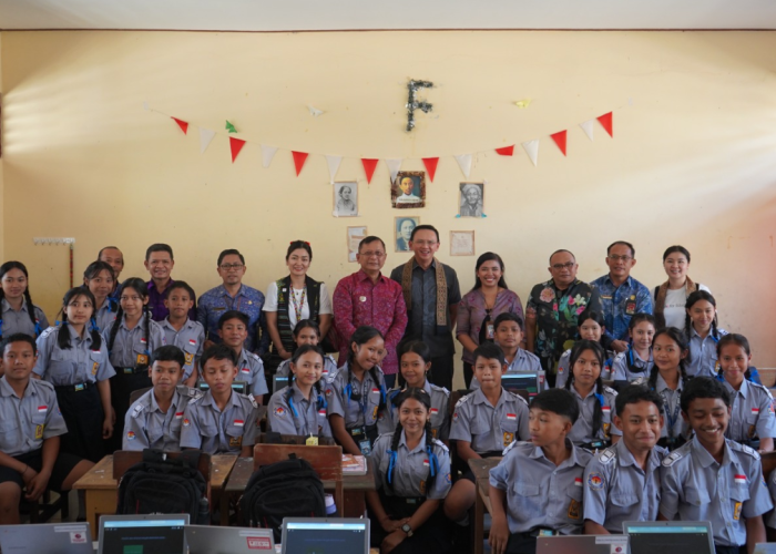 Buleleng Catat Sejarah Baru, SMPN 1 Sukasada Resmi Jadi Sekolah Rujukan Google di Bali