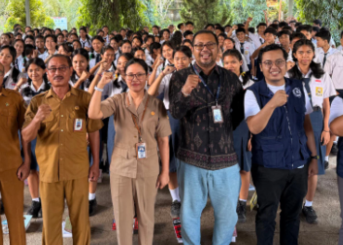 Diskominfo Gianyar Edukasi Siswa SMPN 3 Tampaksiring tentang Keamanan Digital