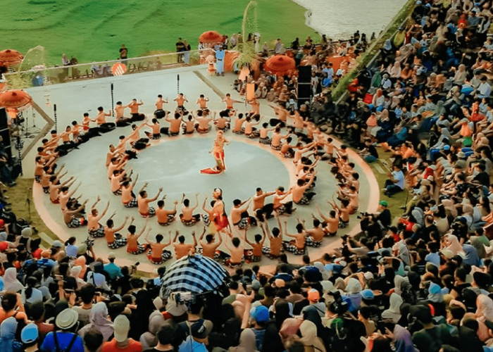 Nggak Perlu ke Bali, Ini Jadwal Pertunjukan Tari Kecak di TMII Sabtu 31 Mei 2025