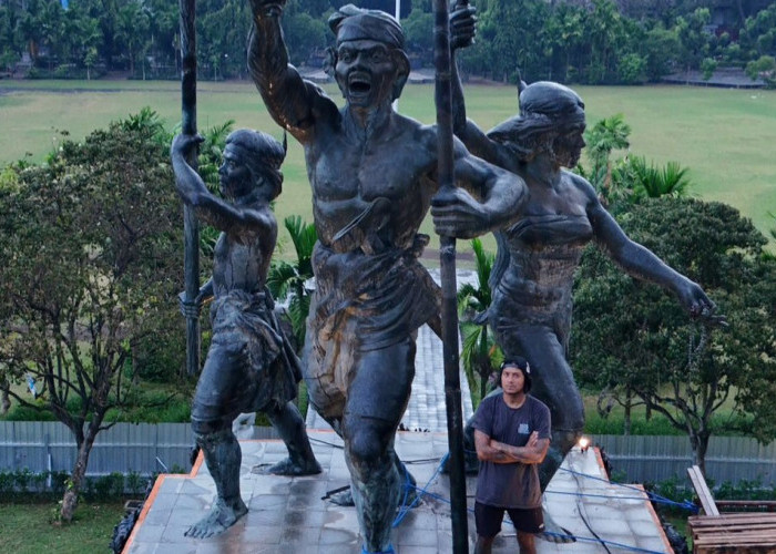 Membaca Ulang Puputan, Membangun Ulang Ingatan 