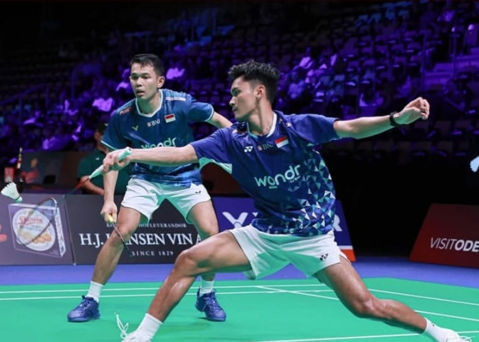 Tampil Pantang Menyerah Tiga Gim, Fajar/Fikri Tetap Harus Akui Keunggulan Hoki/Kobayashi di Denmark Open
