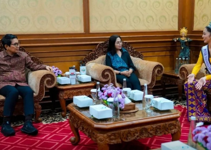 Kunjungi Puspem Badung, Victoria Kosasie Bawa Kebanggaan untuk Bali