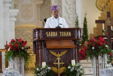 Hadiri Misa Natal di Katedral Denpasar, Koster Soroti Penguatan Moral Generasi Muda